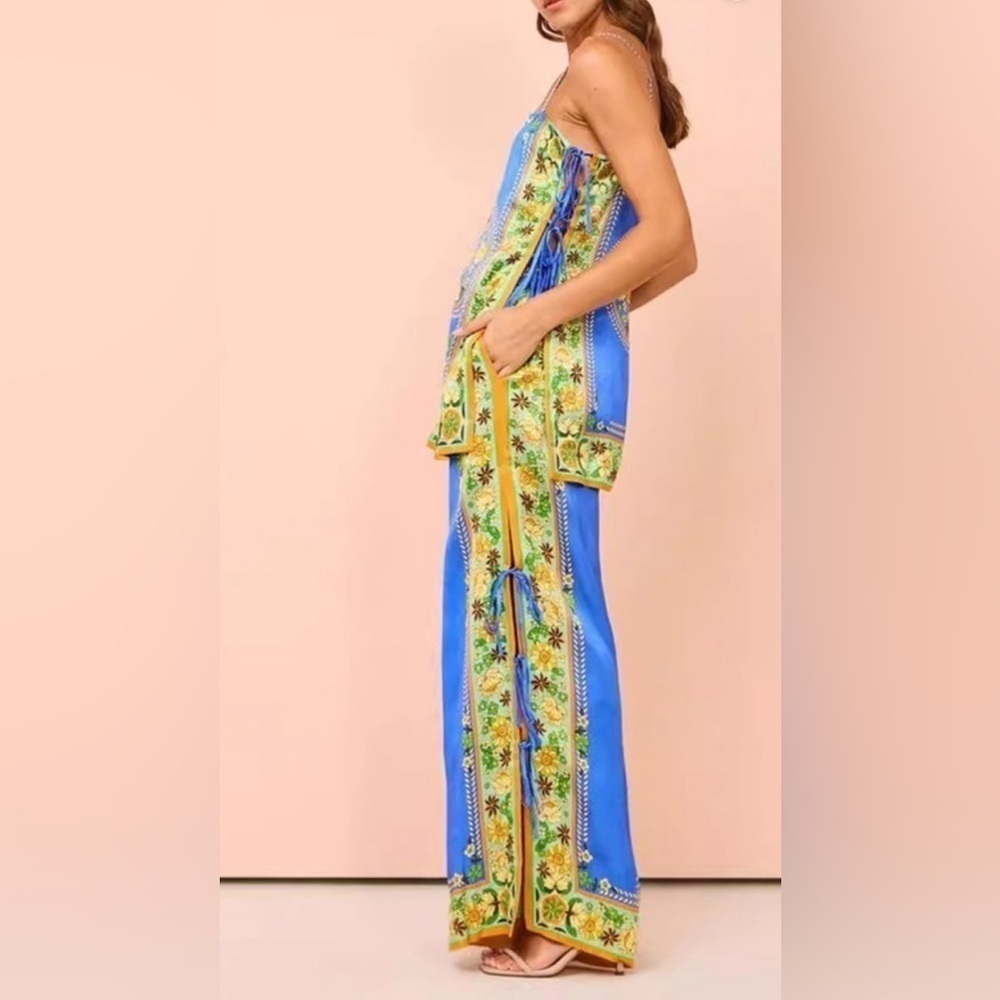 Ready for Vacay! 🏝️Blue… Paisley Blue Top & Pants - Picture 4 of 8